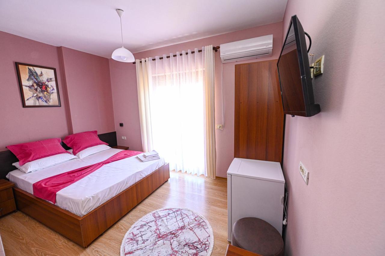 Hotel Epoka Shkodër Екстериор снимка