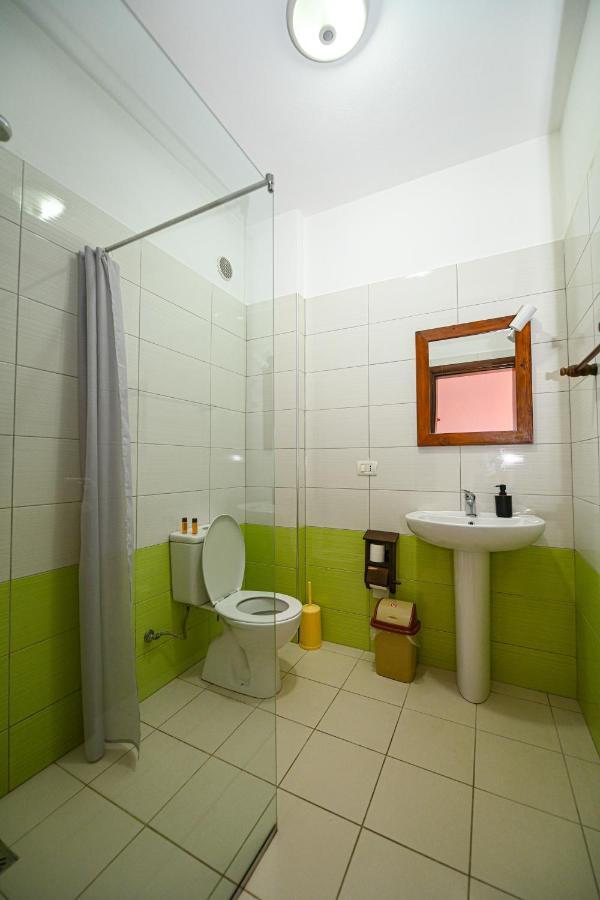 Hotel Epoka Shkodër Екстериор снимка