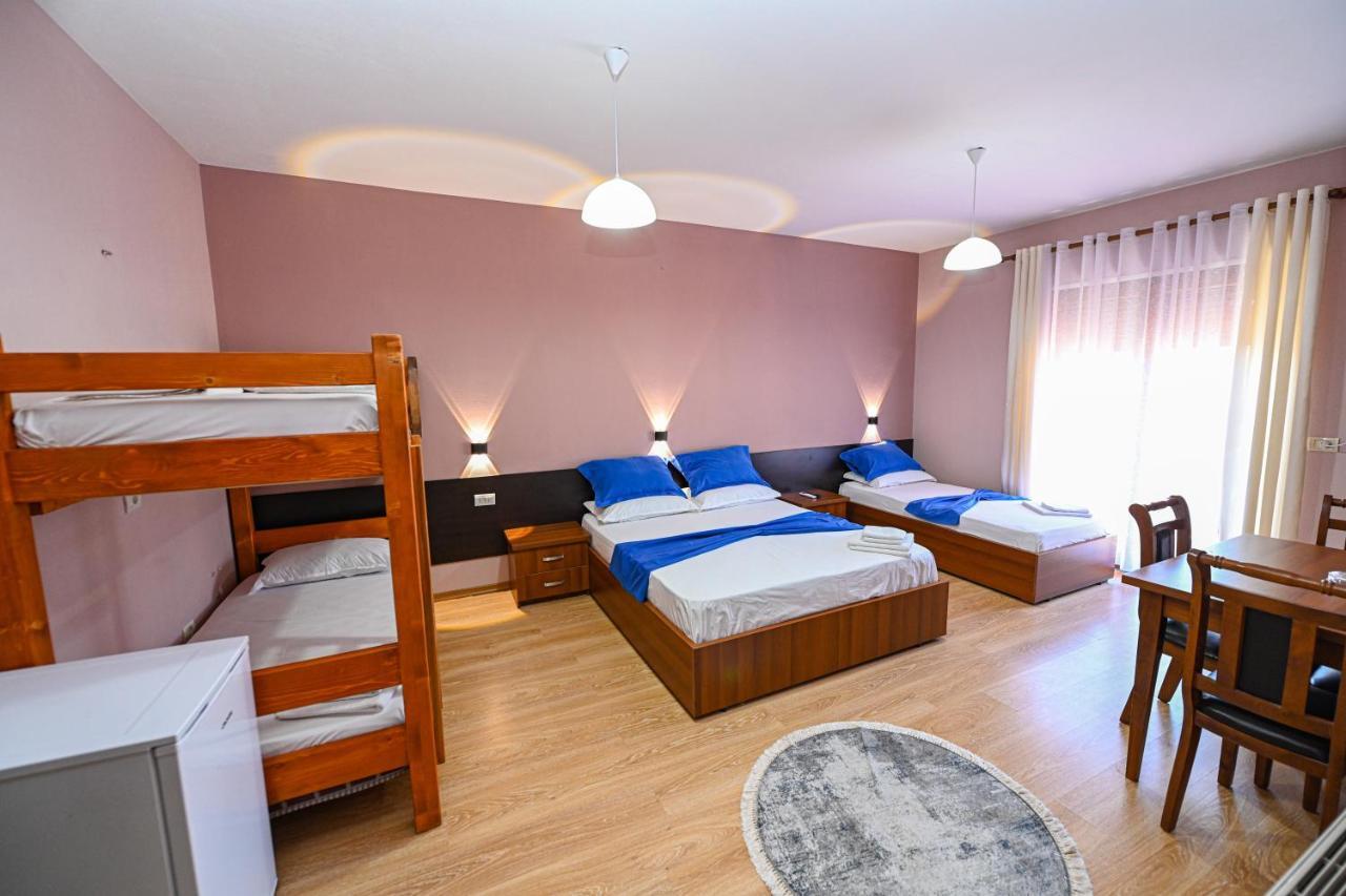Hotel Epoka Shkodër Екстериор снимка