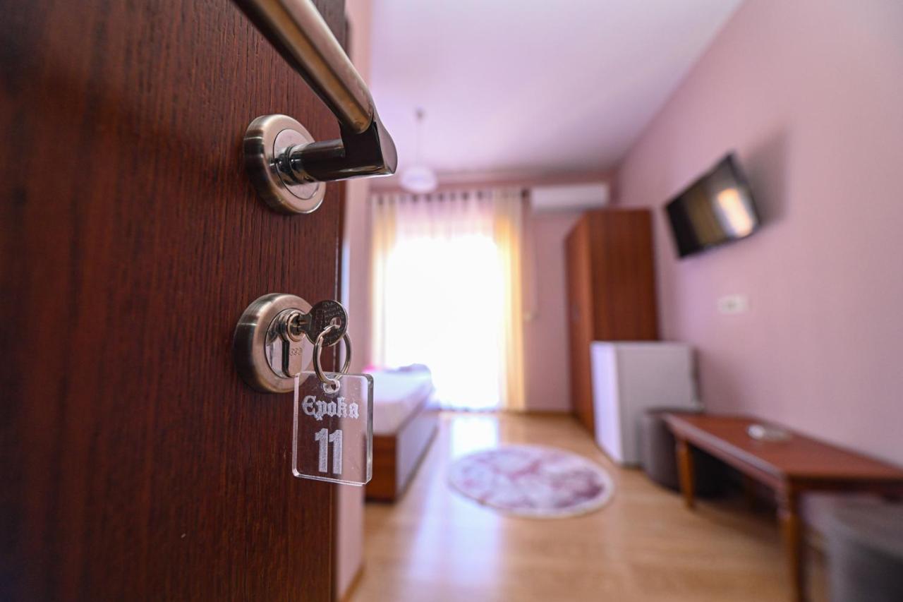 Hotel Epoka Shkodër Екстериор снимка