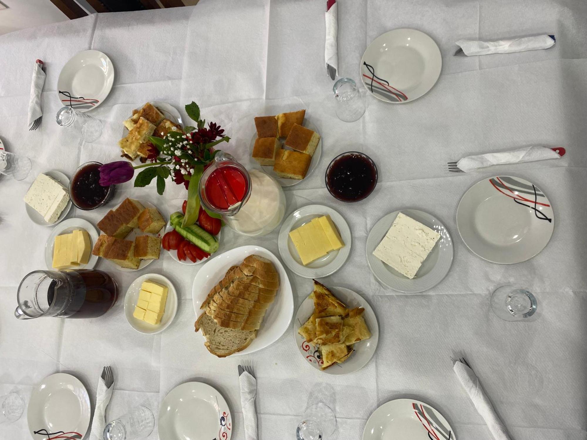 Hotel Epoka Shkodër Екстериор снимка